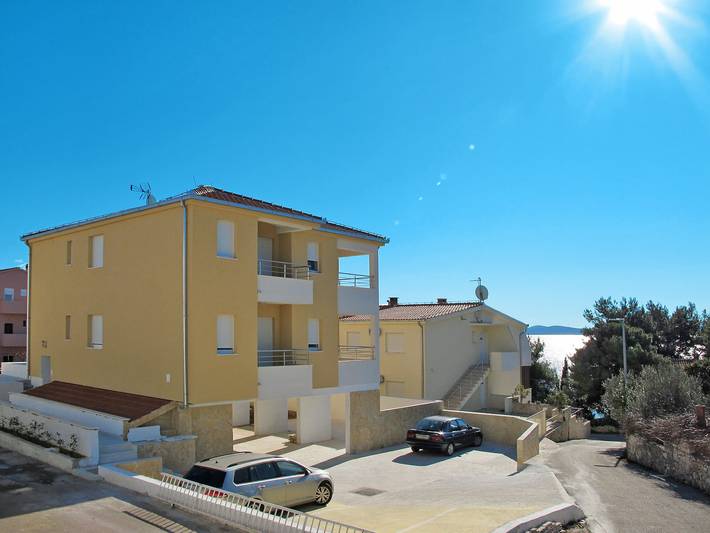 Ferienwohnung für 4 Personen, mit Balkon in Okrug Gornji - 2