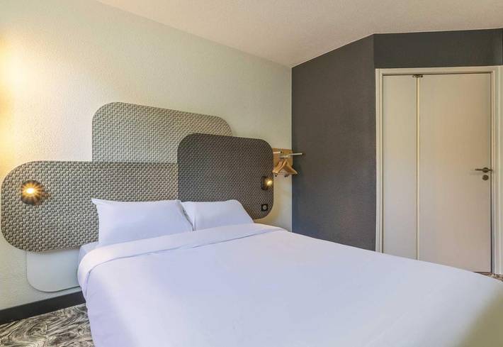 Hôtel pour 4 personnes, avec vue et terrasse, animaux acceptés à Meyreuil - 3