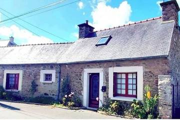 Maison de plain pied, typique bretonne,. animaux acceptés.
