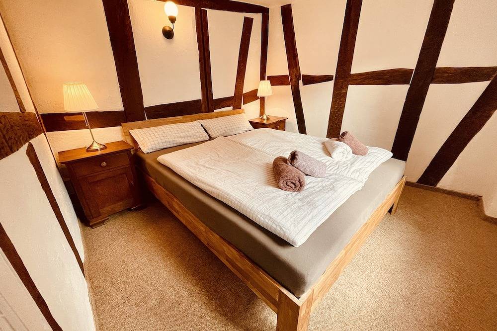 Sonniges Ferienhaus am Moselsteig mit Sauna und Jacuzzi in Burg (Mosel), Bernkastel-Kues & Umgebung