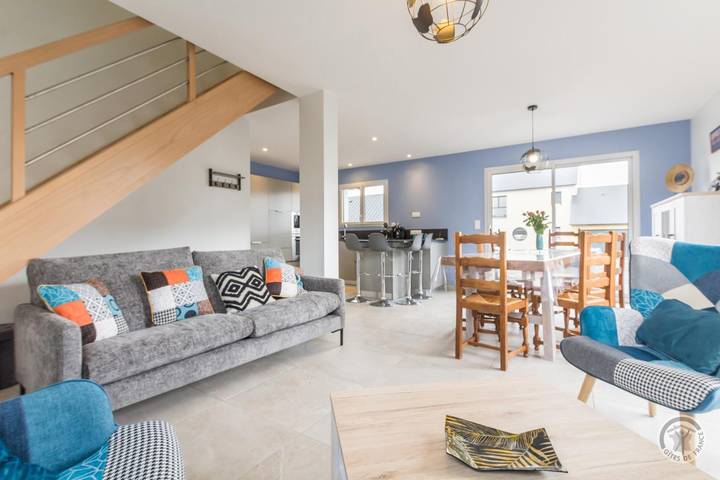 Gîte pour 6 personnes, avec terrasse et jardin à Montmartin-sur-Mer - 2