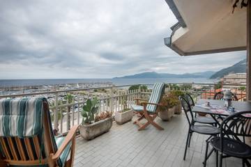 Gîte pour 4 personnes, avec balcon à Chiavari