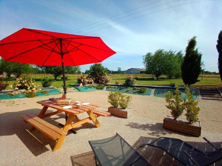 Location de vacances pour 4 personnes, avec jardin et terrasse à Bacilly - 2