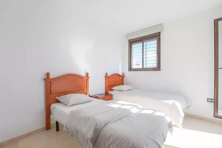Appartement entier, Downtown: Penthouse 2 bedrooms with terrace in Dos Hermanas, Province de Séville