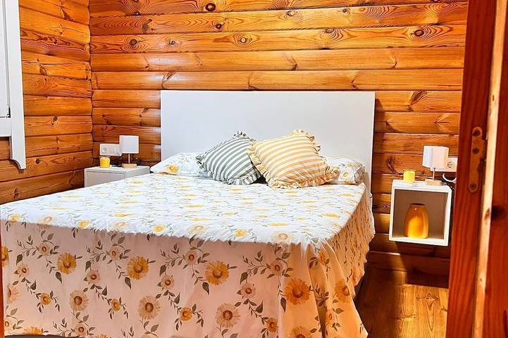 Gîte pour 4 personnes, avec jardin ainsi que terrasse et jacuzzi, animaux acceptés à Fortuna - 2