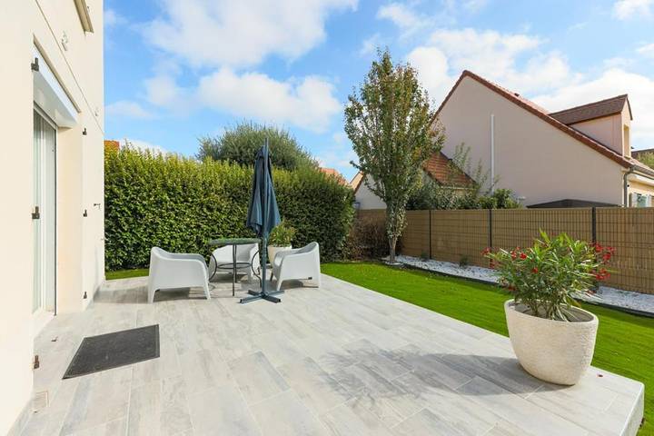 Location de vacances pour 6 personnes, avec vue et jardin à Cormeilles-en-Parisis - 3