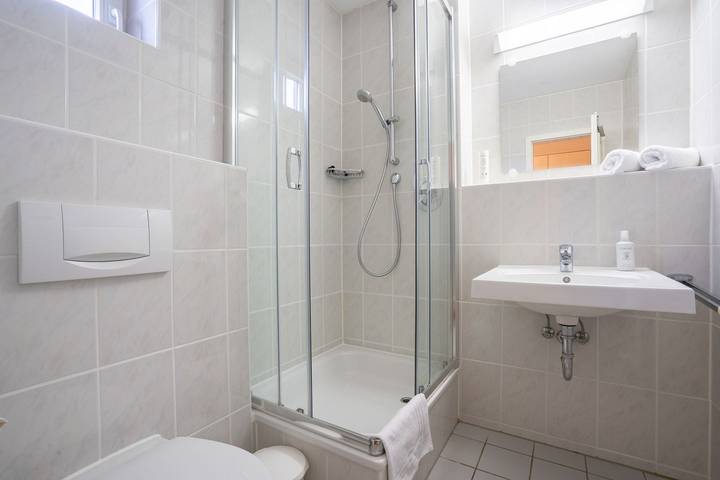 Ferienwohnung für 2 Personen, mit Ausblick und Kinderpool sowie Sauna und Garten in Dranske - 4