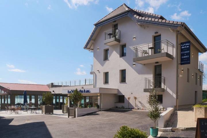 Hôtel pour 2 personnes, avec terrasse à Aiguebelette-le-Lac - 2