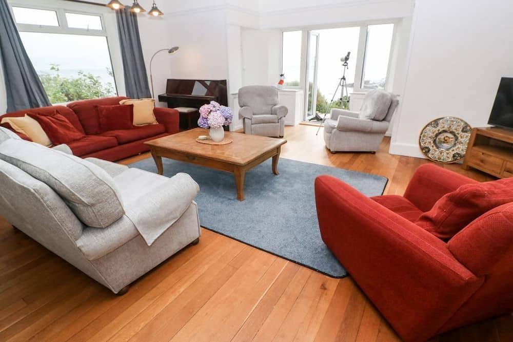 Penmarth House, Coverack in Coverack, Cornwall