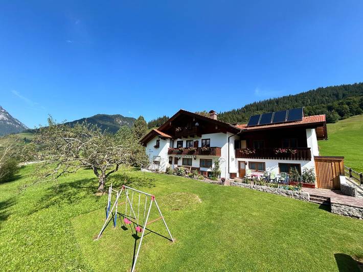 Ferienwohnung für 4 Personen, mit Terrasse und Garten in Ramsau bei Berchtesgaden - 2