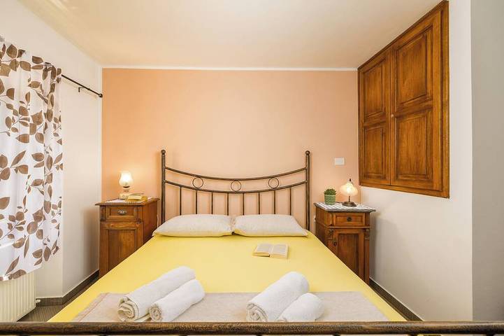 Ganze Wohnung, Traditionelles istrianisches Haus in Pula mit Pool ideal für eine Familie in Pula-Medulin, Pula