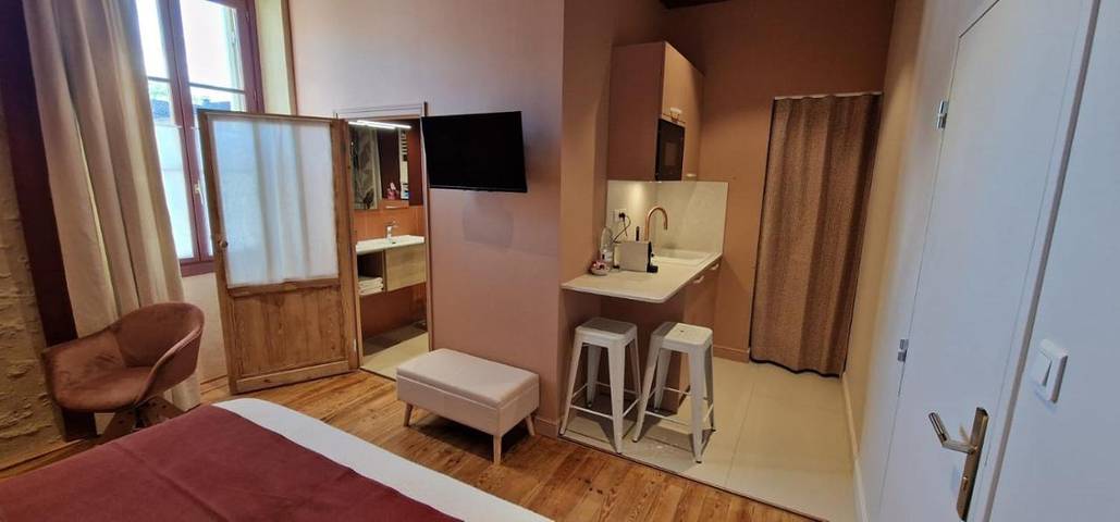 Location de vacances pour 2 personnes, avec jardin ainsi que sauna et jacuzzi à Sauternes (Gironde) - 2