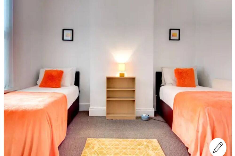 Entire apartment, Your Nottingham Home(Chayil Experts) in Nottingham, East Midlands
