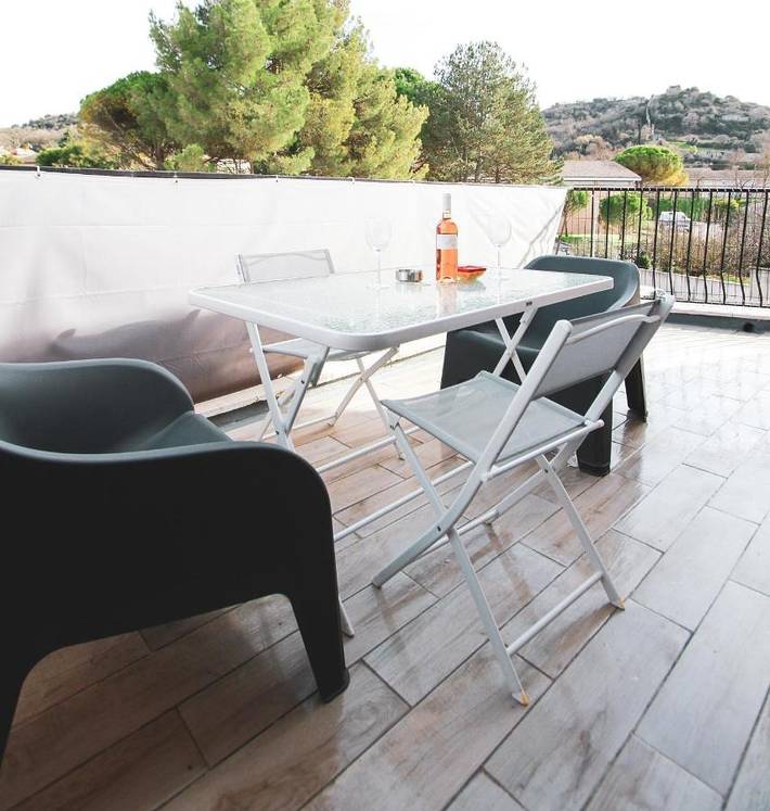 Gîte pour 4 personnes, avec terrasse à Châteauneuf-du-Rhône - 3