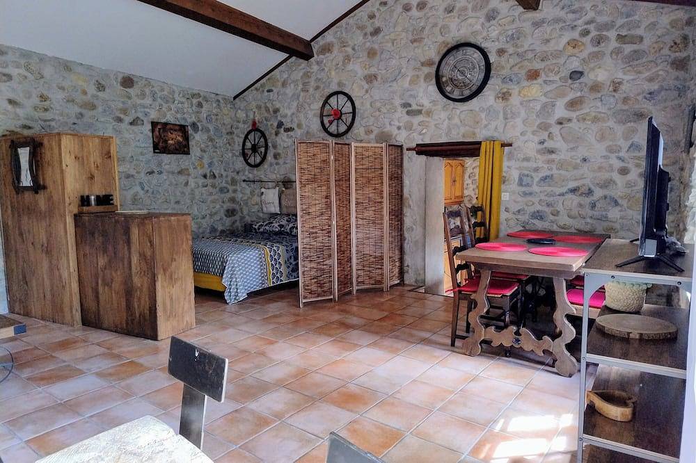 Gîte en pierre avec Spa \"Lou Caladou\". in Vallon-Pont-d'Arc, Ardèche