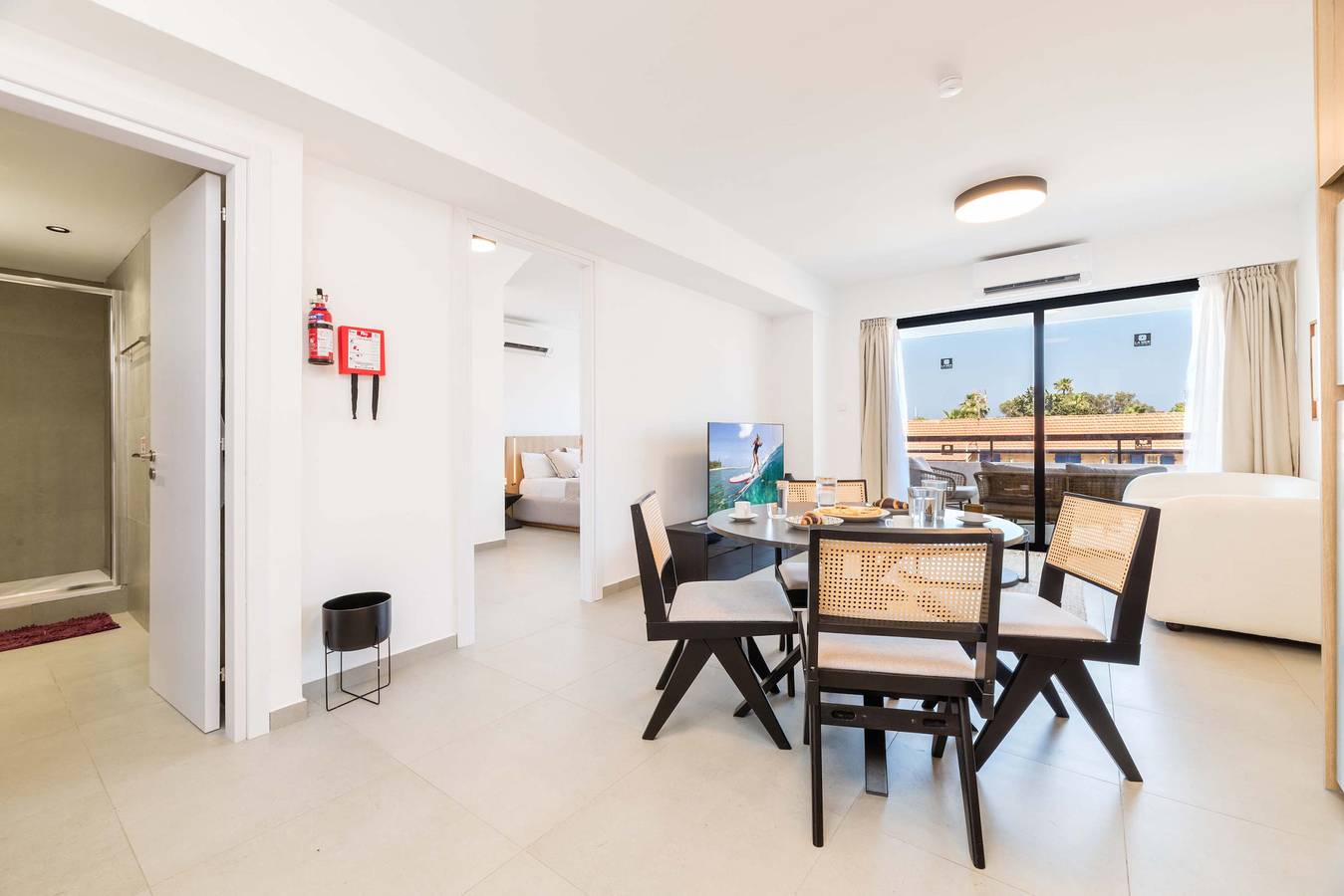 Ganze Wohnung, Finikoudes Marina View 102 in Larnaka, Larnaca Bezirk