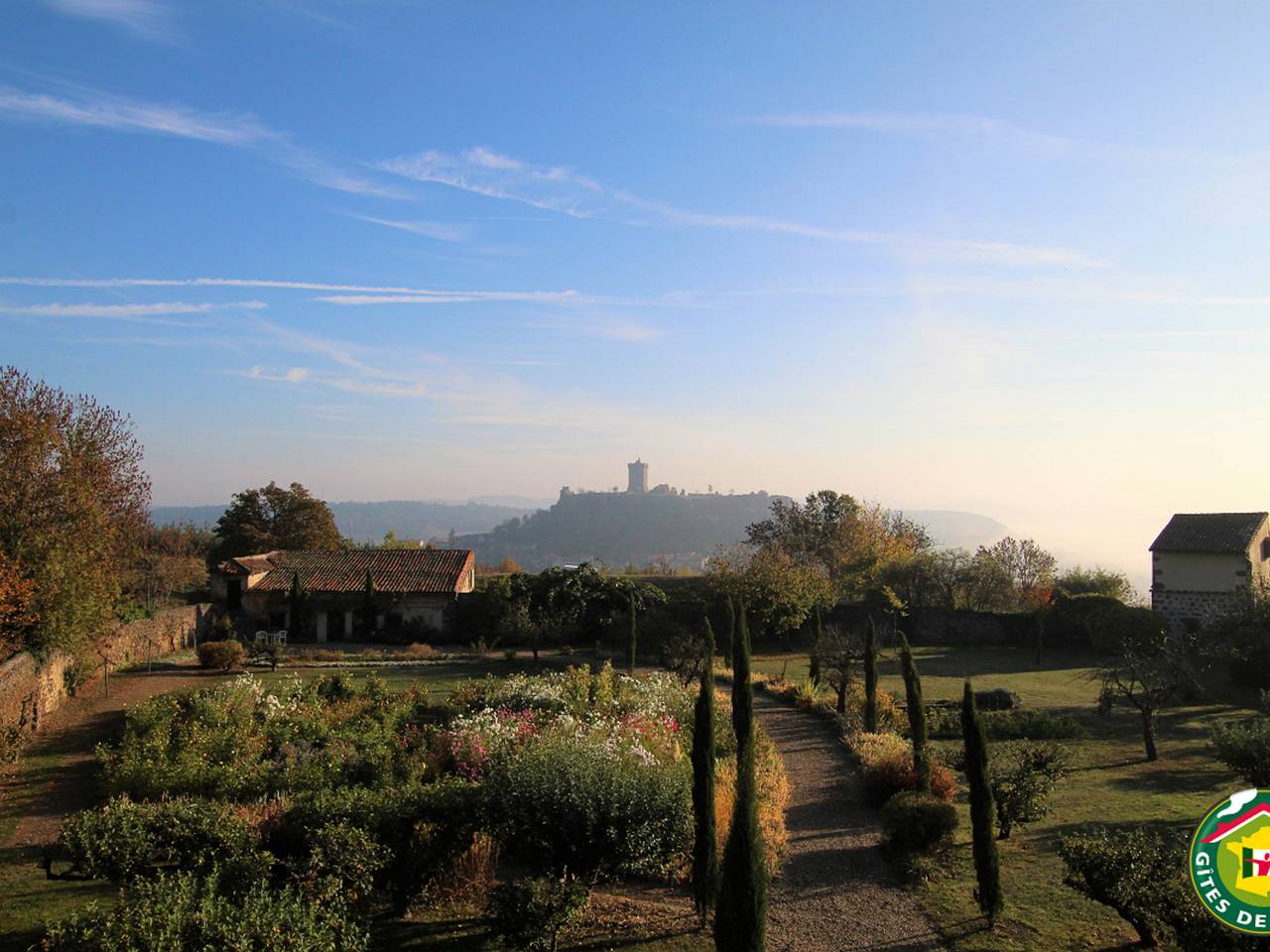 Ferme Xvie siècle rénovée avec jardin clos et Wifi in Polignac, Haute-Loire