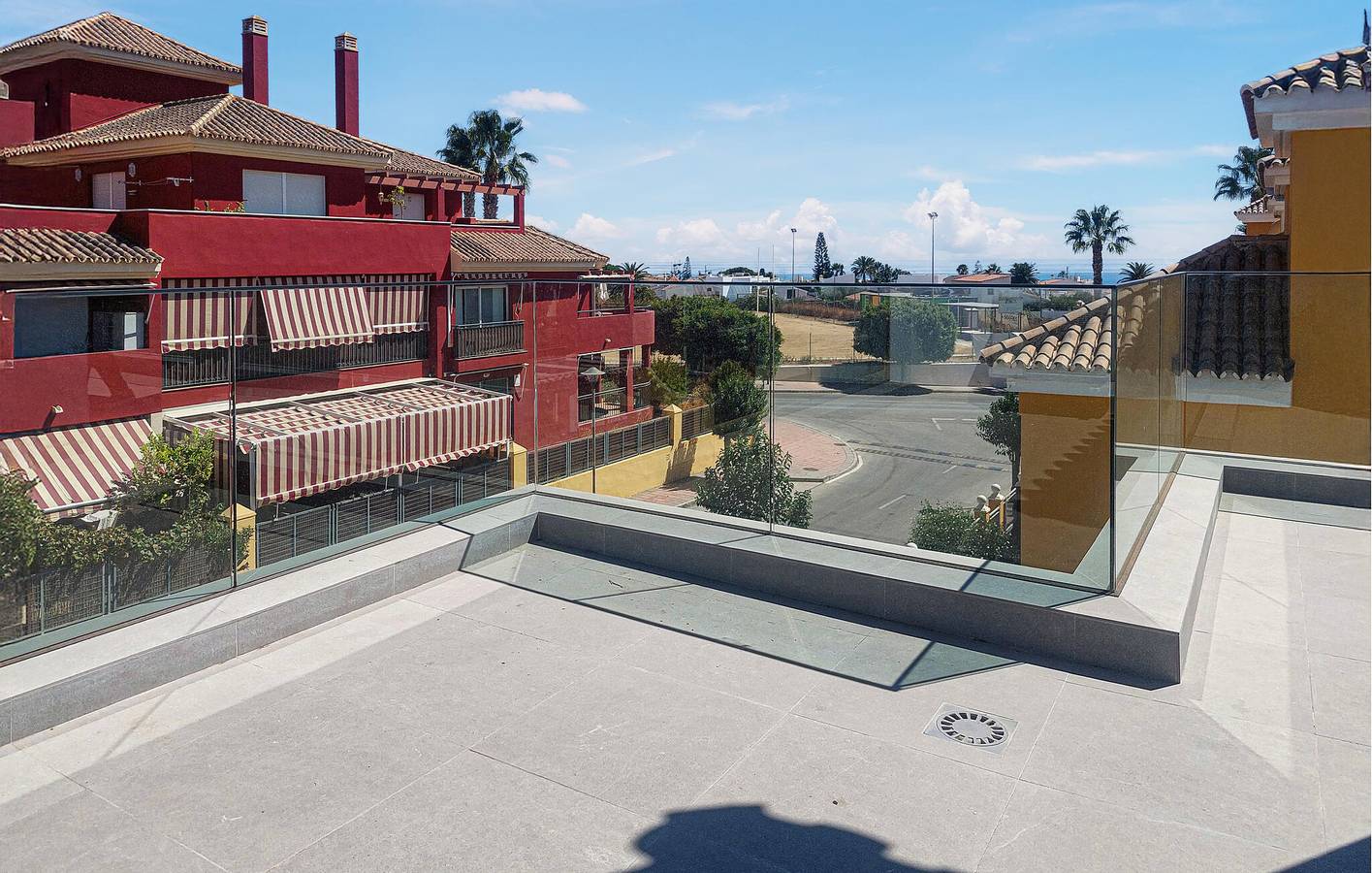 Appartement de luxe avec piscine et terrasse in Urbanización Villa del Mar, Vélez-Málaga