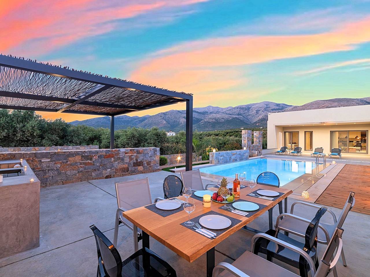 Für 10 Personen in Sisi, Kreta (Ost-Kreta) in Sisi, Lasithi