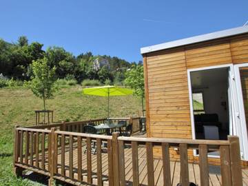 Mobil home pour 5 personnes, avec terrasse à Puget-Théniers
