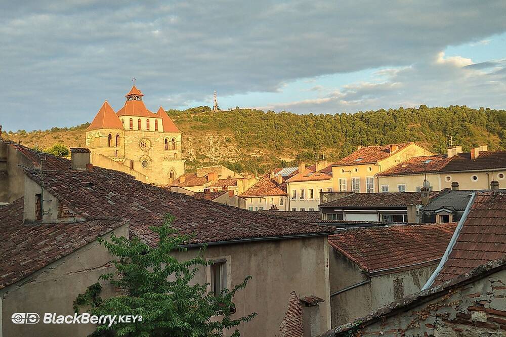 Rent large and beautiful house in the heart of historic old Cahors in Cahors, Lot