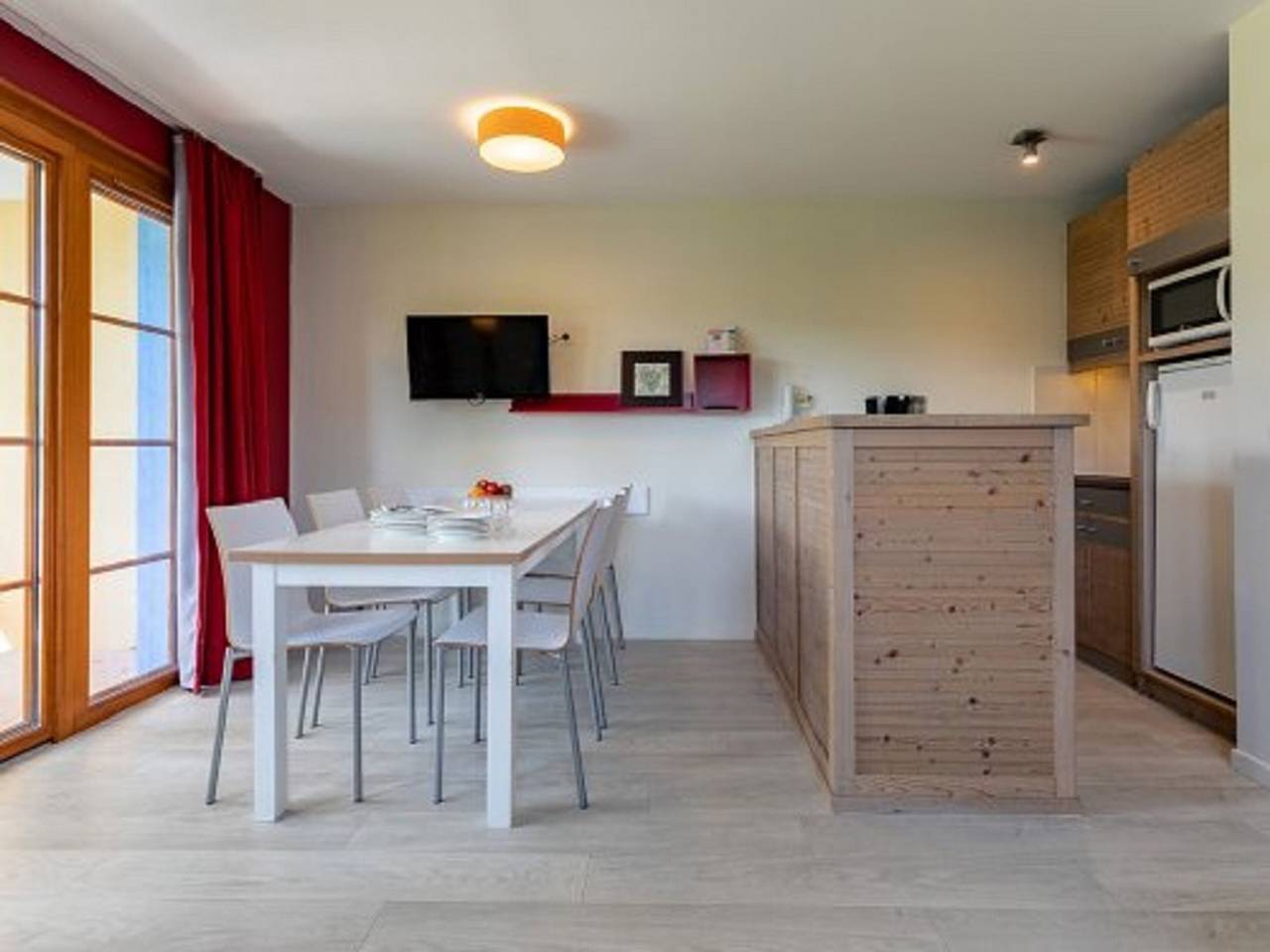 Entire apartment, Le Clos d'Eguisheim 3p7p vuejard in Eguisheim, Parc naturel régional des Ballons des Vosges