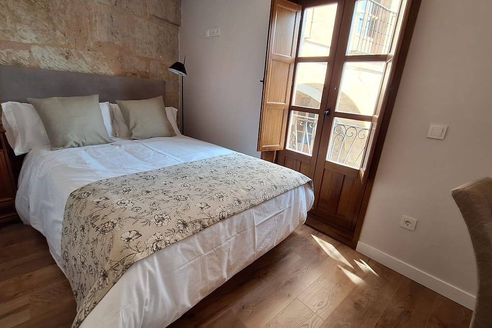 Entire apartment, Estudio a Estrenar al Lado de la Plaza Mayor de Salamanca in Centro (Salamanca), Salamanca