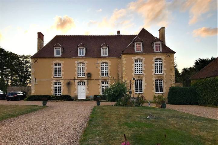 Gîte pour 15 personnes, avec jardin, animaux acceptés dans Boëcé