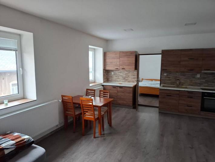 Apartament wakacyjny dla 6 osób, z taras w Náchod