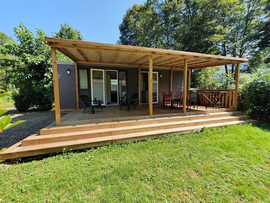 Zecamping 3 étoiles espace aquatique mobil-home Tv 33m2 6 pers in Seix, Parc naturel régional des Pyrénées ariégeoises