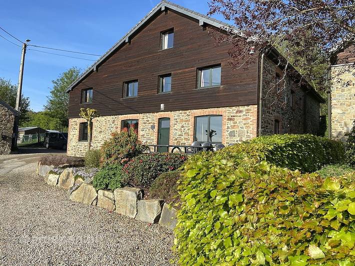 Vakantiehuis voor 11 personen, with Balkon/Terras and Terras as well as Sauna in Stavelot