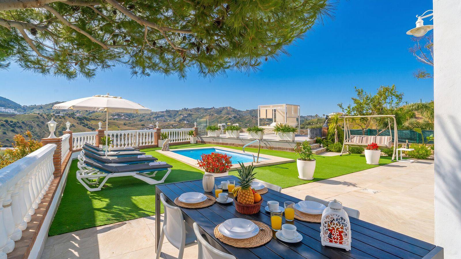 Villa Entremontañas Árchez by Ruralidays in Árchez, Málaga Province