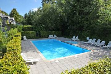 Ferienwohnung für 4 Personen, mit Terrasse und Pool in der Luxemburg Provinz