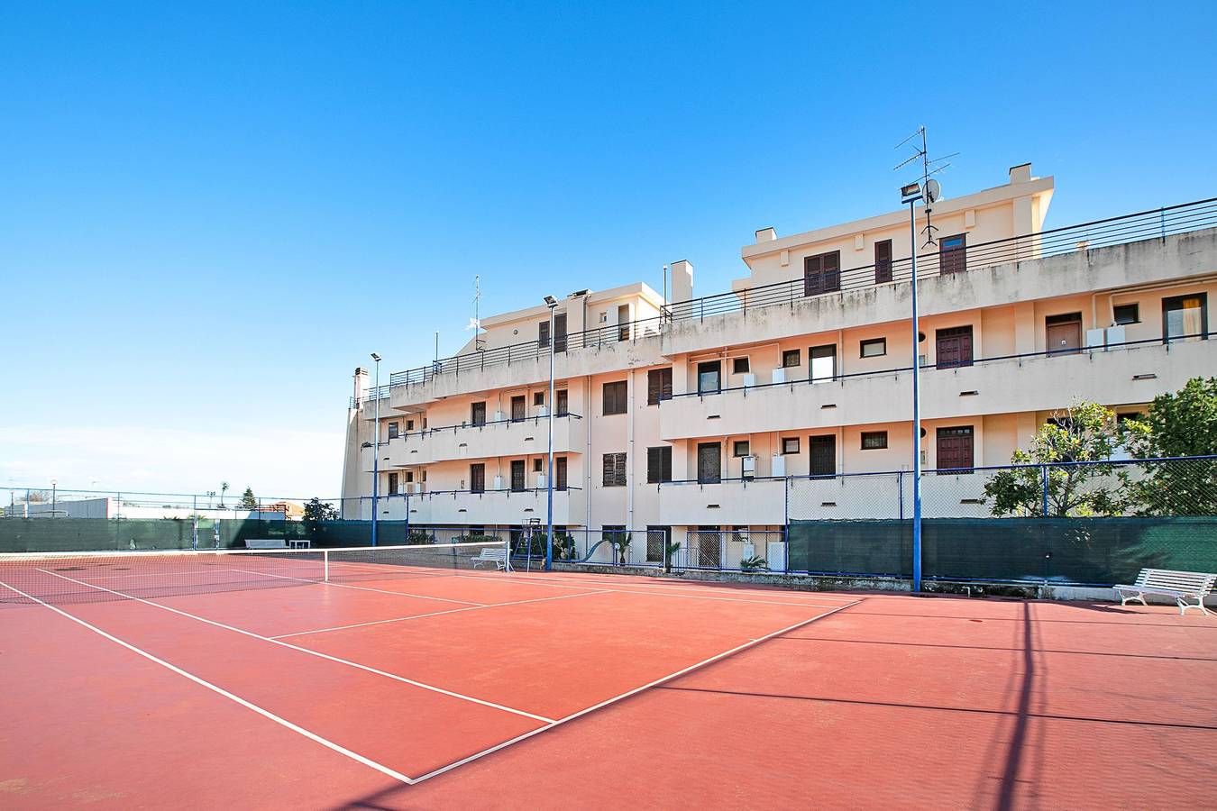 Ganze Wohnung, Vascello Pool And Beach Apartment in Ceriale, Riviera di Ponente