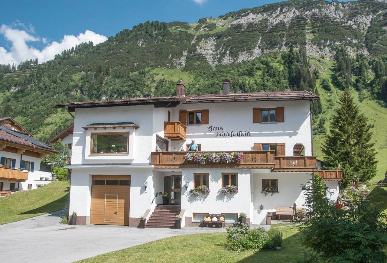 Haus Schrofenstein in Lechtaler Alpen, Lech am Arlberg