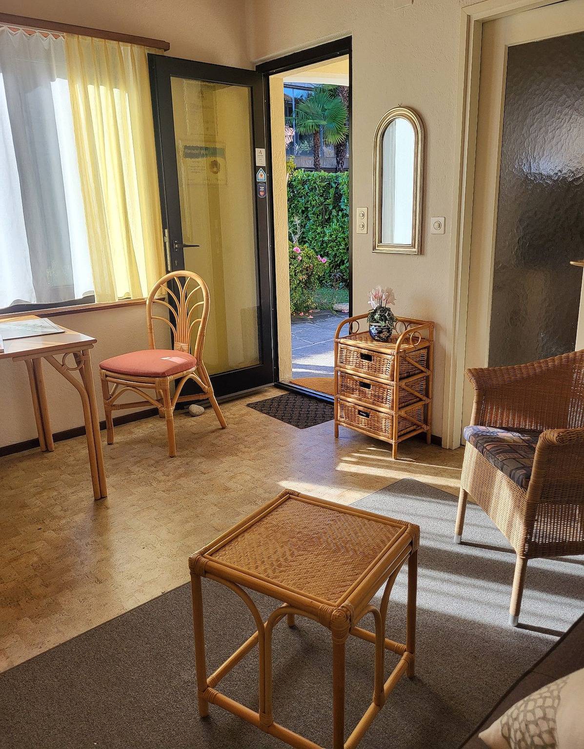 Entire holiday apartment, Casa Adelizia - Ground floor in Ascona, Ticino Alps and Verbano