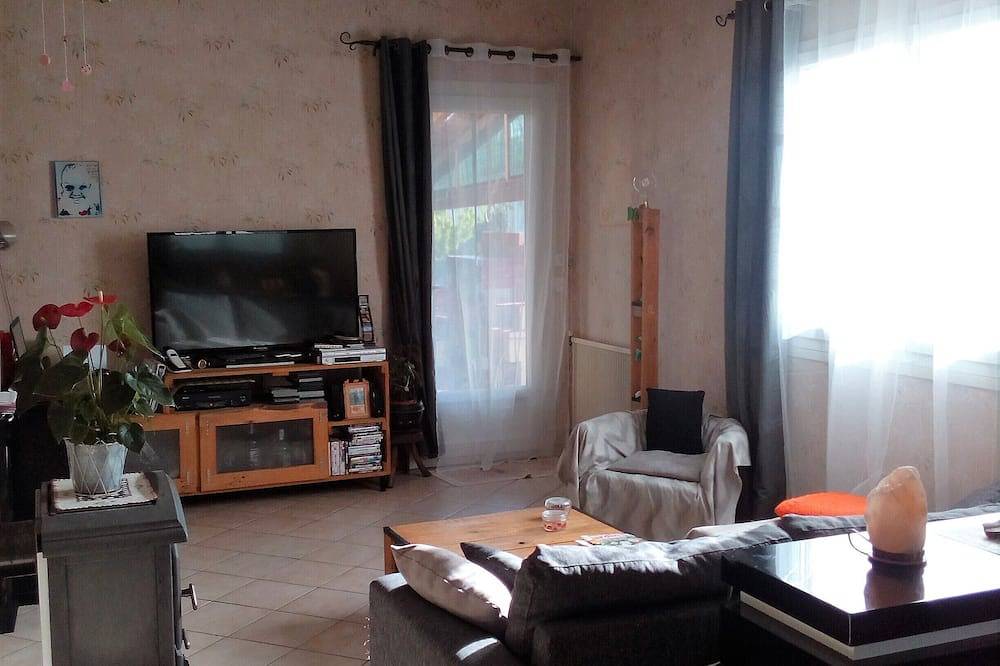 Chambre chez l'habitant (pour 1 à 3 personnes) in Trèbes, Région de Carcassonne