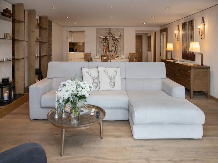 Ferienwohnung für 4 Personen, mit Terrasse und Ausblick sowie Seeblick, mit Haustier in St. Moritz