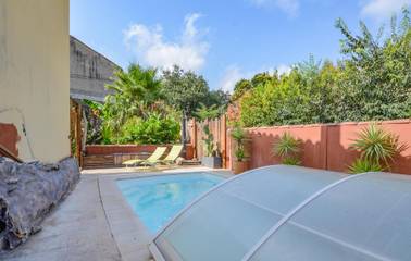 Ferienhaus für 8 Personen, mit Terrasse und Pool in Arles