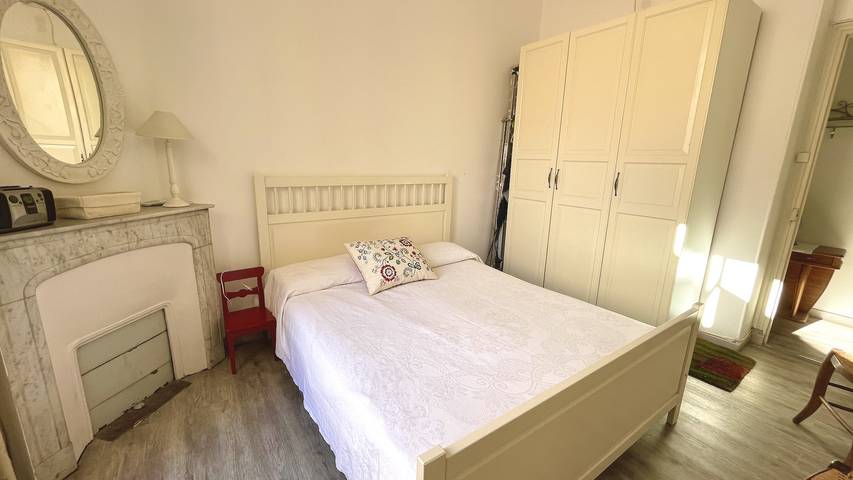 Gîte pour 6 personnes dans Cinema Les Arcades Ales - 2