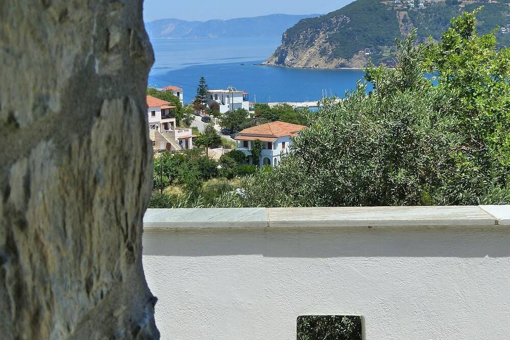 Luxusvilla in der Nähe des Dorfzentrums im Grünen / Bäume / Erstaunliches offenes Meer mit Port Vi in Skopelos Stadt, Sporaden
