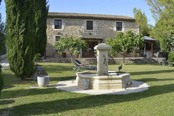 Gîte pour 2 personnes, avec piscine et jardin dans le Gard - 4