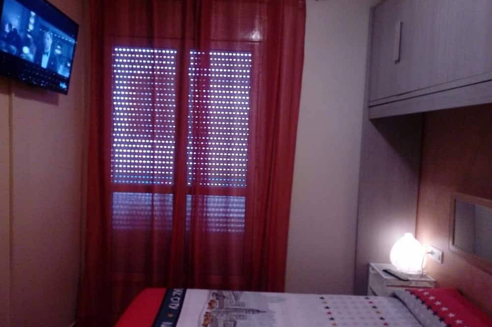 La casita 18 en calle Fray Juan in Ardales, Provincia de Málaga