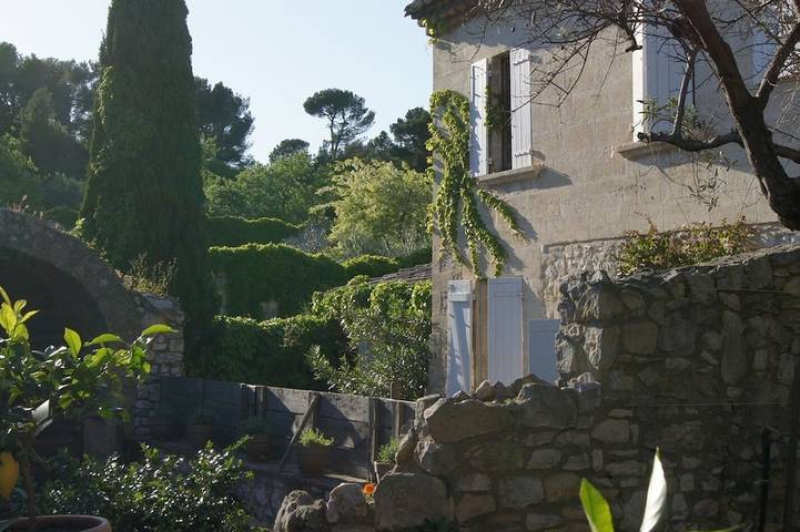 Gîte pour 4 personnes, avec Terrasse ainsi que Jardin et Piscine