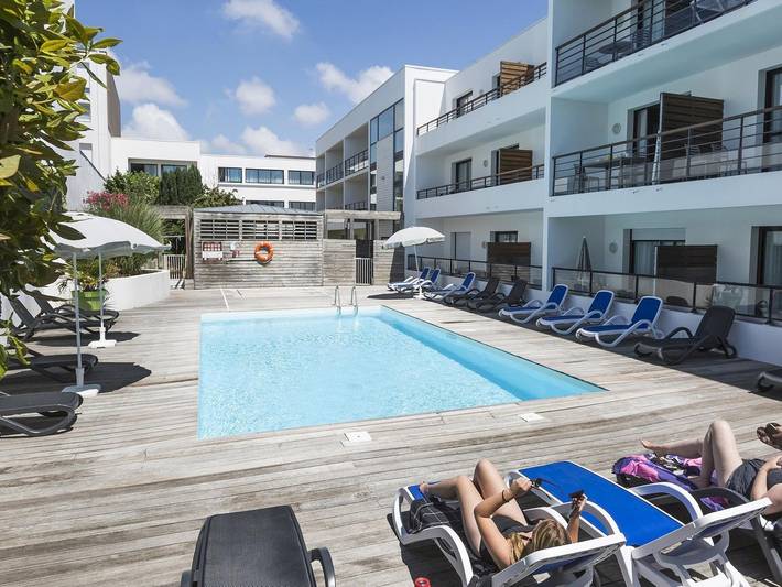 Ferienwohnung für 6 Personen, mit Balkon/Terrasse und Pool in La Rochelle