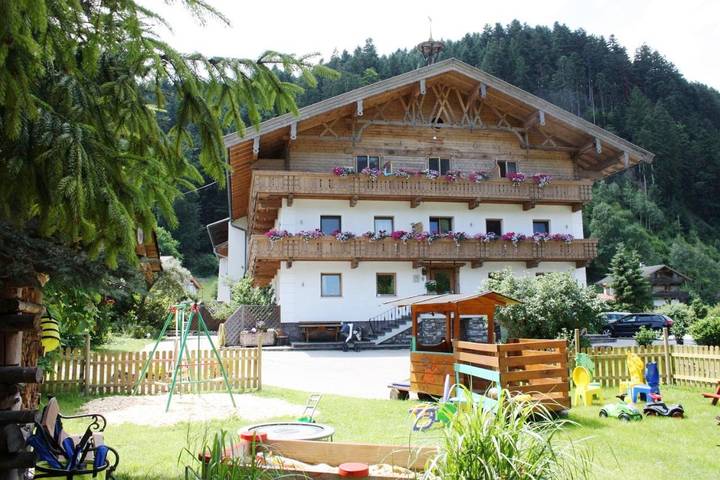 Maison d’hôte pour 4 personnes, avec piscine et sauna ainsi que bassin pour enfant et jardin à Fügen - 4