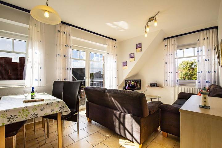 Ferienwohnung für 3 Personen, mit Balkon und Garten in Werdum