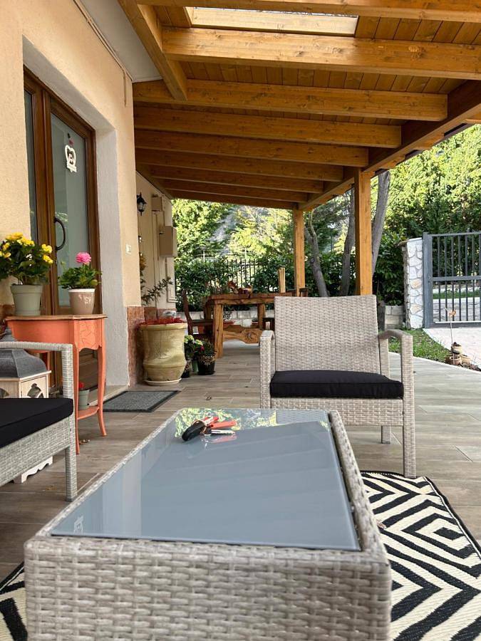 Casa vacanza per 6 persone, con panorama e giardino - 1