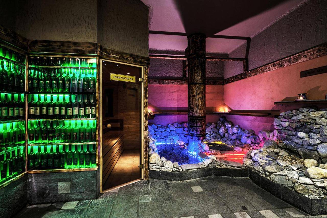 Hotel Korona Wellness, Rendezvény és Borszálloda in Eger, Komitat Heves