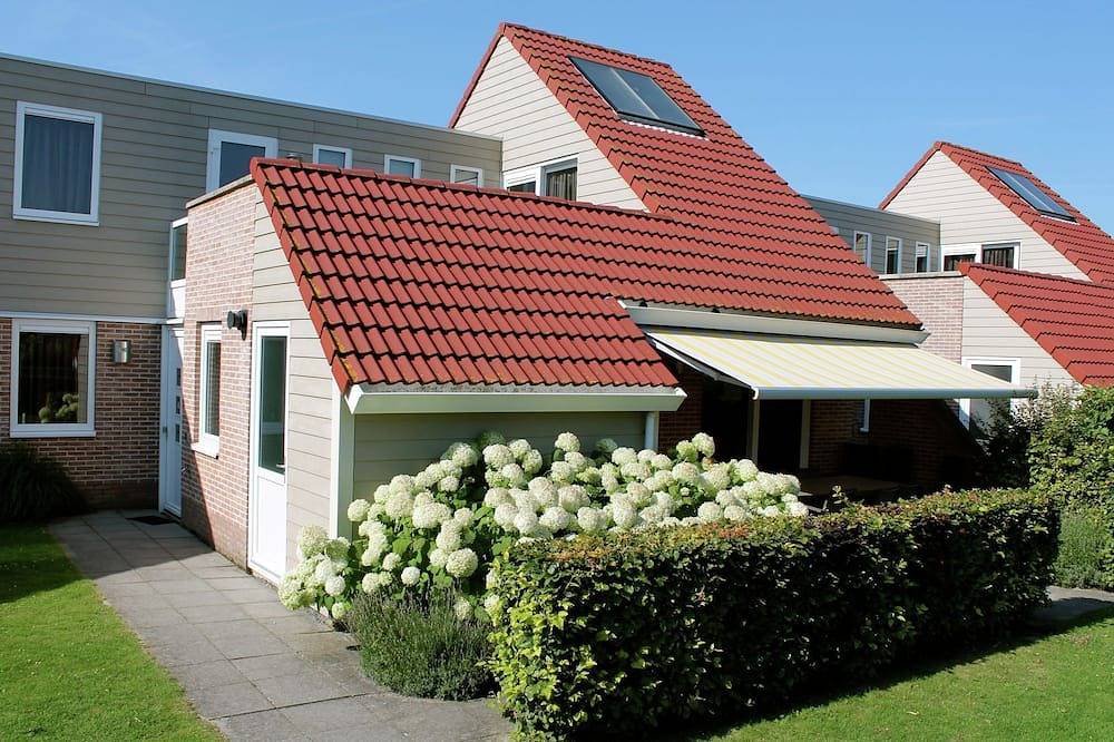 Villa in Zeeland mit privater Terrasse in Kortgene, Niederländische Nordsee